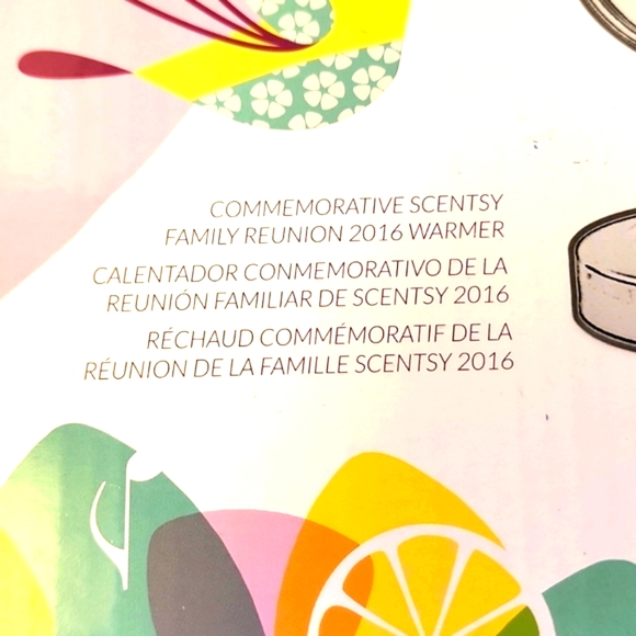 NIB, Scentsy Warmer Share Your Song Reunion 2016. Microphone Wax Warmer. - Picture 7 of 15